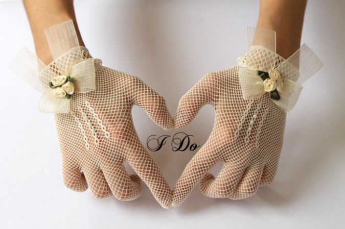 Rękawiczki ślubne